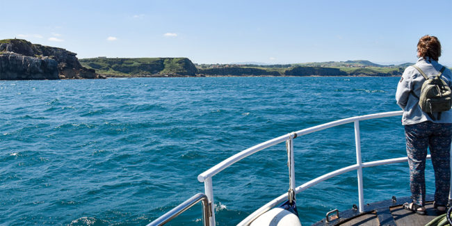 Paseo en barco por Suances - Actitur