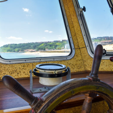 Paseo en barco por Suances - Actitur