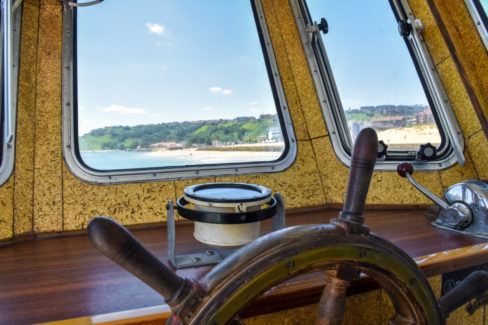 Paseo en barco por Suances - Actitur