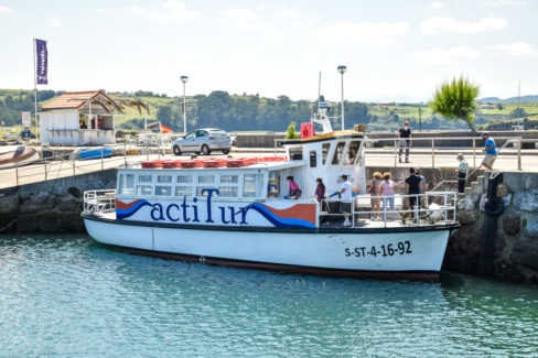 Paseo en barco por Suances - Actitur